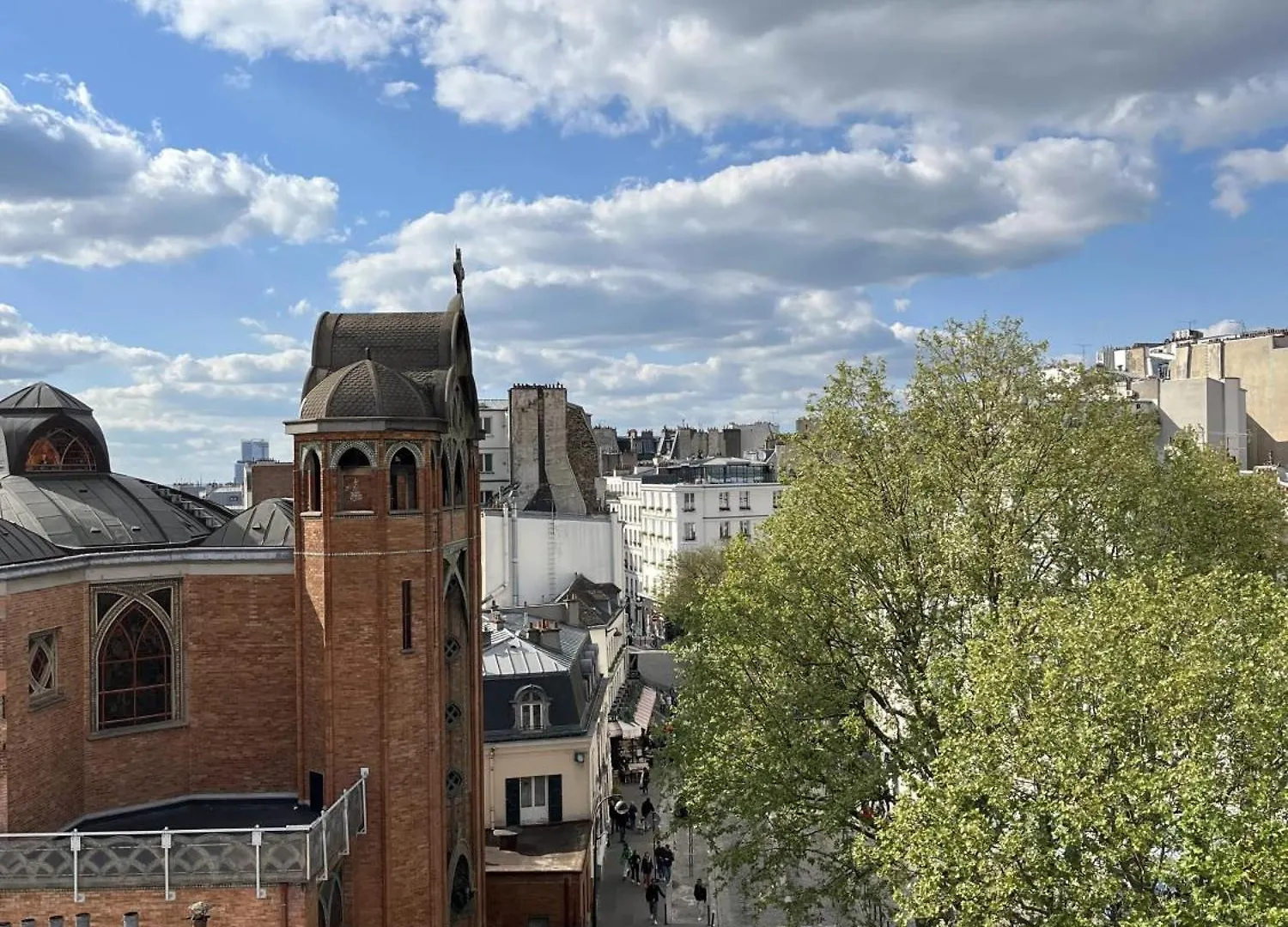 Proche De Montmartre 45 M² Balcon Paryż